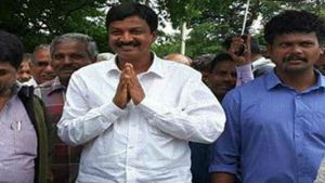ಗೋಕಾಕ ಉಪ ಚುನಾವಣೆ; ಗೆಲುವಿನ ದಡದತ್ತ ರಮೇಶ ಜಾರಕಿಹೊಳಿ