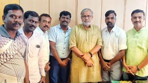 ಸರ್ಕಾರಿ ಶಾಲೆಗಳಲ್ಲಿ ಕರಾಟೆ ತರಬೇತಿ ಪ್ರಾರಂಭಿಸಲು ಶಿಕ್ಷಣ ಸಚಿವರಿಗೆ ಮನವಿ