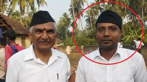 ಆದಿತ್ಯ ರಾವ್ RSS ಕಾರ್ಯಕರ್ತನೇ? ಕಲ್ಲಡ್ಕ ಪ್ರಭಾಕರ್ ಭಟ್ಟರ ಜೊತೆಗಿರುವುದು ಯಾರು?