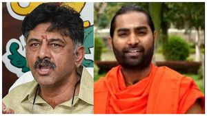 ಬಿಎಸ್‌ವೈಗೆ ಎಚ್ಚರಿಕೆ ನೀಡಿದ ಸ್ವಾಮೀಜಿ ಬೆಂಬಲಕ್ಕೆ ಡಿಕೆಶಿ