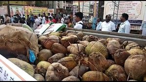  ಉಡುಪಿ ಪರ್ಯಾಯಕ್ಕೆ ಹರಿದುಬರುತ್ತಿದೆ ಹೊರೆ ಕಾಣಿಕೆಗಳ ಮಹಾಪೂರ