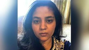 ಕಾಶ್ಮೀರ ಕಗ್ಗಂಟು: ಮಾಜಿ ಸಿಎಂ ಮೆಹಬೂಬಾ ಮುಫ್ತಿ ಪುತ್ರಿ ಬಂಧನ