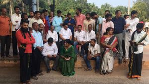  ಮೇಲ್ಸೇತುವೆ ಅರ್ಧಂಬರ್ಧ ಕಾಮಗಾರಿ; ತಲಪಾಡಿ ಟೋಲ್ ನಿರಾಕರಣೆ