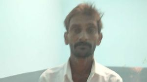  ಚಾಮರಾಜನಗರ; ಕುಡಿದ ಮತ್ತಿನಲ್ಲಿ ಸೌದೆಯಿಂದ ಹೊಡೆದು ಹೆಂಡತಿ ಕೊಂದ ಪತಿ