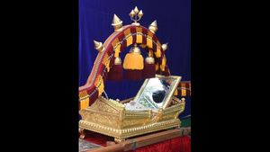 ಬಪ್ಪನಾಡು ದುರ್ಗಾಪರಮೇಶ್ವರಿಗೆ 5 ಕೋಟಿ ರೂ, ಚಿನ್ನದ ಪಲ್ಲಕ್ಕಿ!