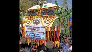 ವಿಜಯಪುರ-ಹುಬ್ಬಳ್ಳಿ ಇಂಟರ್ ಸಿಟಿ ರೈಲಿನ ವಿಶೇಷತೆಗಳು