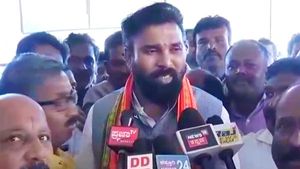 ಕೊರೊನಾ ಬಗ್ಗೆ ಆತಂಕ ಬೇಡ ಎಂದ ಆರೋಗ್ಯ ಸಚಿವ ಶ್ರೀರಾಮುಲು 