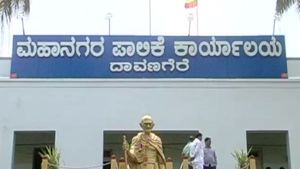 ದಾವಣಗೆರೆ ಮೇಯರ್ ಚುನಾವಣೆ: ಪಾಲಿಕೆ ಸದಸ್ಯರು ರೆಸಾರ್ಟ್ ಗೆ ಶಿಫ್ಟ್ 