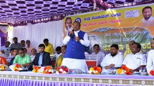  ಪ್ರವಾಹಪೀಡಿತ ತಾಲೂಕುಗಳ ರಸ್ತೆ ಅಭಿವೃದ್ಧಿಗೆ 1500 ಕೋಟಿ ರೂ. ಬಿಡುಗಡೆ