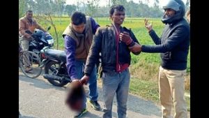 ಪತ್ನಿ ರುಂಡದೊಂದಿಗೆ ಪೊಲೀಸ್‌ ಠಾಣೆಗೆ ಹೋಗಿ ರಾಷ್ಟ್ರಗೀತೆ ಹಾಡಿದ 