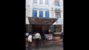 ಧಾರವಾಡ: ಕೊರೊನಾ ಪ್ರಕರಣ ದೃಢ, ಸ್ವಚ್ಛತಾ ಕಾರ್ಯ 