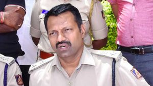 ದಾವಣಗೆರೆಯಲ್ಲಿ ಅನಾವಶ್ಯಕ ಸಂಚಾರಕ್ಕೆ ಬ್ರೇಕ್