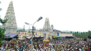 ಮಲೆ ಮಹಾದೇಶ್ವರ ಜಾತ್ರಾ ಮಹೋತ್ಸವಕ್ಕೂ ತಟ್ಟಿದ ಕೊರೊನಾ ಬಿಸಿ