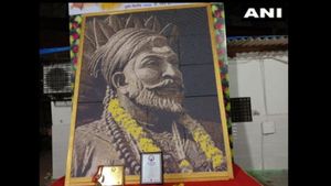 46,080 ಪ್ಲಾಸ್ಟಿಕ್ ತುಂಡುಗಳಲ್ಲಿ ಸಿದ್ಧಗೊಂಡ ಛತ್ರಪತಿ ಶಿವಾಜಿ ಭಾವಚಿತ್ರ 