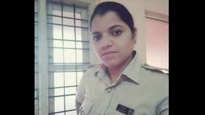  ಹೆರಿಗೆ ಸಮಯ ಚಿಕಿತ್ಸೆ ಫಲಿಸದೇ ಮಹಿಳಾ ಪೇದೆ ಸಾವು