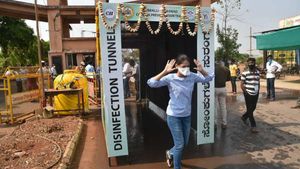ಸೋಂಕು ಕಳೆಯುವ ಸುರಂಗ; ಕರ್ನಾಟಕದಲ್ಲಿಯೇ ಮೊದಲ ಪ್ರಯತ್ನ 