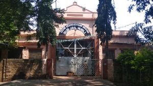  ಕೊರೊನಾ ಪರಿಣಾಮ; ಹುಬ್ಬಳ್ಳಿಯಲ್ಲಿ ಹನ್ನೊಂದು ಕೈದಿಗಳ ಬಿಡುಗಡೆ
