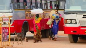  2000 ಕಾರ್ಮಿಕರನ್ನು ತವರಿಗೆ ಕಳಿಸಿಕೊಟ್ಟ ಉಡುಪಿ ಜಿಲ್ಲಾಡಳಿತ