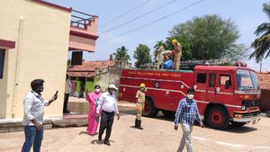  ಚಾಮರಾಜನಗರಕ್ಕೆ ಕಪ್ಪುಚುಕ್ಕೆಯಾಗುತ್ತಾ ಬೆಂಗಳೂರು ಪೇದೆ ಎಡವಟ್ಟು?