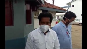 ಚಿಕ್ಕಮಗಳೂರಿಗೂ ಕಾಲಿಟ್ಟಿತು ಕೊರೊನಾ; ವೈದ್ಯ, ಗರ್ಭಿಣಿ ಸೇರಿ ಐವರಿಗೆ ಸೋಂಕು