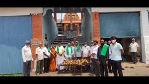  ಹುಟ್ಟುಹಬ್ಬಕ್ಕೆ ಆನ್ ಲೈನ್ ಮೂಲಕ ಋಷ್ಯಶೃಂಗೇಶ್ವರನ ದರ್ಶನ ಪಡೆದ ಡಿಕೆಶಿ