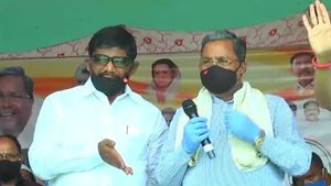 ಸರ್ಕಾರದ ಈ ಪ್ಯಾಕೇಜ್ ಗಳೆಲ್ಲ ಬೋಗಸ್; ಸಿದ್ದರಾಮಯ್ಯ