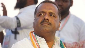  ಕೊರೊನಾ ವಿರುದ್ಧ ಹೋರಾಡಿದವರಿಗೇ ಸಂಬಳ ಇಲ್ಲ!; ಯು.ಟಿ.ಖಾದರ್ ಆರೋಪ