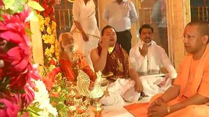 ಲಾಕ್‌ಡೌನ್ ಬಳಿಕ ಬಾಗಿಲು ತೆರೆದ ಅಯೋಧ್ಯೆ ರಾಮಮಂದಿರ 