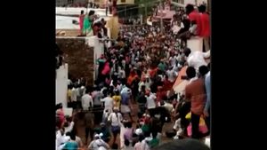  ಎಲ್ಲ ನಿಯಮ ಗಾಳಿಗೆ ತೂರಿ ಭರ್ಜರಿ ಬಂಡಿ ಓಟ ನಡೆಸಿದ ಹಾವೇರಿ ಗ್ರಾಮಸ್ಥರು