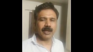  ಕೋಲಾರದಲ್ಲಿ ಕೊವಿಡ್ ಕೇಂದ್ರದ ವಿರುದ್ಧ ಖಾಸಗಿ ವೈದ್ಯನ ವಿಡಿಯೋ ವೈರಲ್