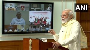 ಮೋದಿಯಿಂದ ವಲಸೆ ಕಾರ್ಮಿಕರಿಗೆ 50,000 ಕೋಟಿ ರು. ಗಿಫ್ಟ್‌:ಗರೀಬ್ ಕಲ್ಯಾಣ ಅಭಿಯಾನಕ್ಕೆ ಚಾಲನೆ