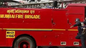 ಗ್ಯಾಸ್ ಸೋರಿಕೆಯಾಗಿಲ್ಲ; ನಿಟ್ಟುಸಿರು ಬಿಟ್ಟ ಮುಂಬೈ ಜನರು 
