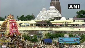 ಪುರಿ ಜಗನ್ನಾಥ ರಥಯಾತ್ರೆ ಆರಂಭ:700 ಪುರೋಹಿತರಿಗೆ ಕೊವಿಡ್ ಪರೀಕ್ಷೆ 