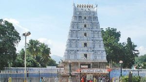  ಸಿಬ್ಬಂದಿಗೆ ಕೊರೊನಾ ಸೋಂಕು: ತಿರುಪತಿ ಗೋವಿಂದರಾಜ ಸ್ವಾಮಿ ದೇವಸ್ಥಾನ ಬಂದ್
