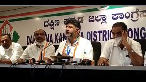 ಹೆಣಗಳ ಮೇಲೆ ಹಣ ಮಾಡಲು ಹೊರಟಿದೆ ಸರ್ಕಾರ; ಡಿಕೆಶಿ ವಾಗ್ದಾಳಿ