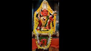  ಕೊರೊನಾ ಕರಿನೆರಳಲ್ಲಿ ಭಟ್ಕಳದ ಪ್ರಸಿದ್ಧ ಮಾರಿ ಜಾತ್ರೆ ಆರಂಭ