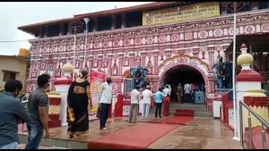 ಶಿರಸಿ ಮಾರಿಕಾಂಬಾ ದೇವಸ್ಥಾನದ ಸಿಬ್ಬಂದಿ, ಕುಟುಂಬಸ್ಥರಿಗೂ ಸೋಂಕು