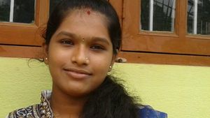 ಕೊರೊನಾ ಕವರೇಜ್: ಮೀಡಿಯಾ ವಾರಿಯರ್ಸ್ ನಿಮಗೊಂದು  ಸಲಾಂ 
