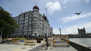 ಮುಂಬೈ, ಮಹಾರಾಷ್ಟ್ರದಲ್ಲಿ ಪೊಲೀಸ್ ಭದ್ರತೆ ಹೆಚ್ಚಳ 