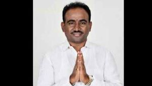 ಕೊರೊನಾ ವೈರಸ್ ಭೀತಿಯಿಂದ ಮಾಗಡಿ ಶಾಸಕ ಎ.ಮಂಜುನಾಥ್ ಸೇಫ್ 