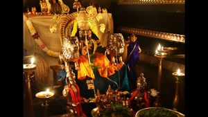 ಉಡುಪಿ ಶ್ರೀಕೃಷ್ಣನಿಗೆ ಪಟ್ಟಾಭಿರಾಮನ ಅಲಂಕಾರ