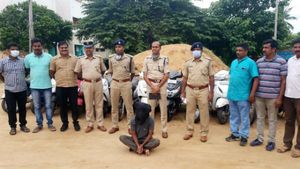 ಅಪ್ರಾಪ್ತ ಬಾಲಕಿಗೆ ಲೈಂಗಿಕ ದೌರ್ಜನ್ಯ ಎಸಗಿದ್ದ ಆರೋಪಿಯನ್ನು ಬಂಧಿಸಿದ ರಾಮನಗರ ಪೊಲೀಸ್
