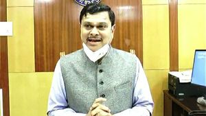 'ಸಾರ್ವಜನಿಕ ಸ್ಥಳಗಳಲ್ಲಿ ಗಣೇಶಮೂರ್ತಿ, ಮೊಹರಂ ಹಬ್ಬದಲ್ಲಿ ತಾಬೂತುಗಳ ಪ್ರತಿಷ್ಠಾಪನೆ ನಿಷೇಧ'