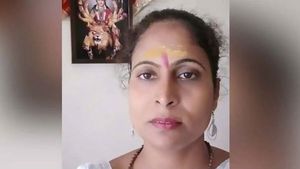 ಭೋಜಪುರಿ ನಟಿ ಫೇಸ್ಬುಕ್ ಲೈವ್ ನಂತರ ಆತ್ಮಹತ್ಯೆಗೆ ಶರಣು 