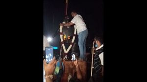 ಬೆಳಗಾವಿ ಪೀರನವಾಡಿದಲ್ಲಿ ರಾತ್ರೋರಾತ್ರಿ ತಲೆಎತ್ತಿದ ಸಂಗೊಳ್ಳಿ ರಾಯಣ್ಣ 