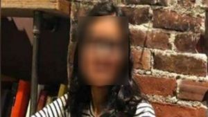 ಈವ್ ಟೀಸಿಂಗ್: ಯುವಕರಿಂದ ತಪ್ಪಿಸಿಕೊಳ್ಳಲು ಹೋಗಿ ಯುವತಿ ಸಾವು 
