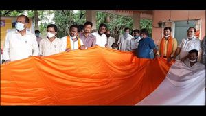 ಲಡಾಖ್​ನಲ್ಲಿ​ ರಾರಾಜಿಸಲು ಅಣಿಯಾಗುತ್ತಿದೆ ಈ ಬೃಹತ್ ರಾಷ್ಟ್ರಧ್ವಜ