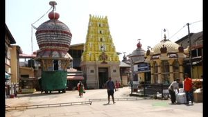 ಕೊರೊನಾ ಎಫೆಕ್ಟ್: ಕೃಷ್ಣ... ಕೃಷ್ಣ... ಮಠ ನಡೆಸುವುದೂ ಕಷ್ಟ, ಕೋಟಿ ಸಾಲಕ್ಕೆ ಉಡುಪಿ ಕೃಷ್ಣಮಠ ಮೊರೆ!