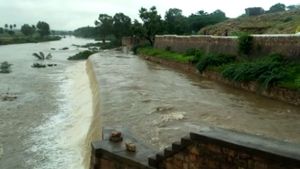 ಬೆಳಗಾವಿ ಜಿಲ್ಲೆಯಾದ್ಯಂತ ಮುಂದುವರೆದ ಮಳೆ ಅಬ್ಬರ, ಜನಜೀವನ ಅಸ್ತವ್ಯಸ್ತ
