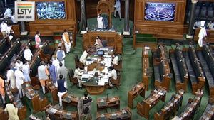 ಲೋಕಸಭೆಯಲ್ಲಿ ವಿರೋಧದ ನಡುವೆ ಕೃಷಿ ಸಂಬಂಧಿತ ಮಸೂದೆ ಅಂಗೀಕಾರ 